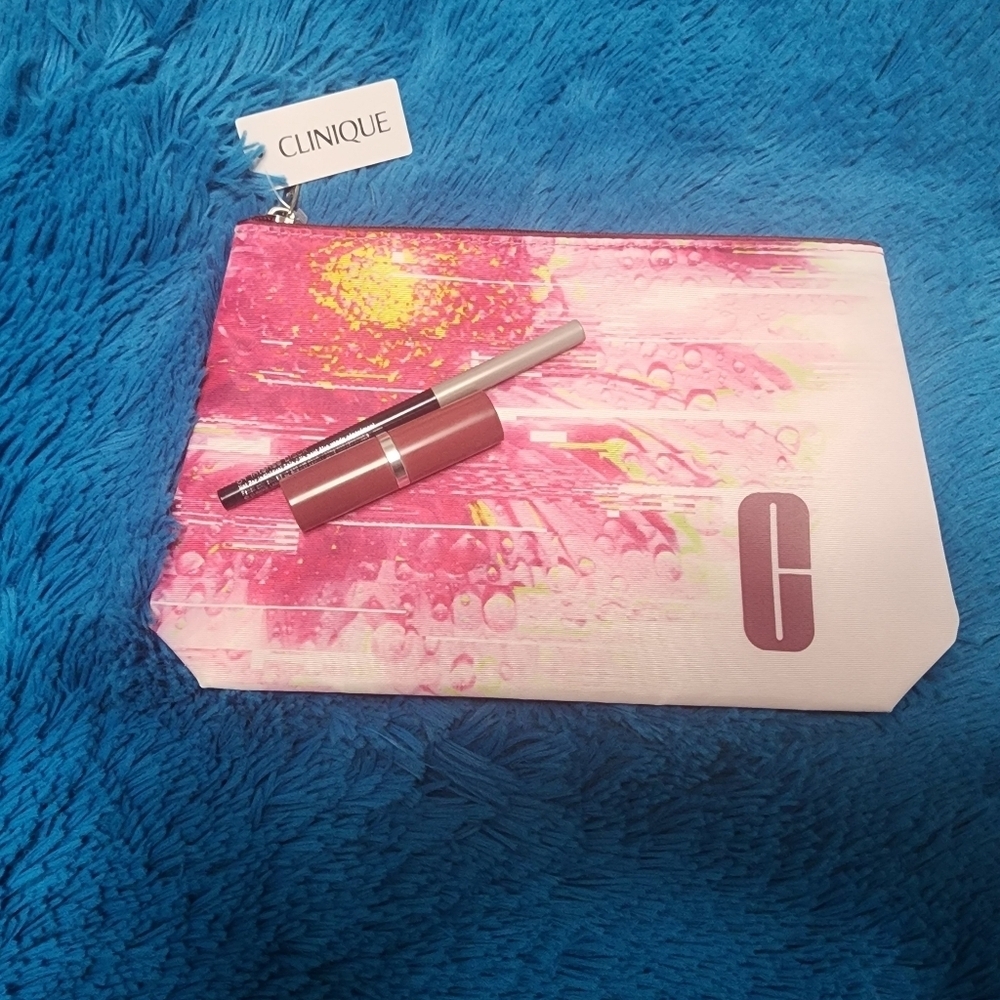 Clinique Pink Cosmetic Bag with Lipstick and Eyeliner-ALL NEW